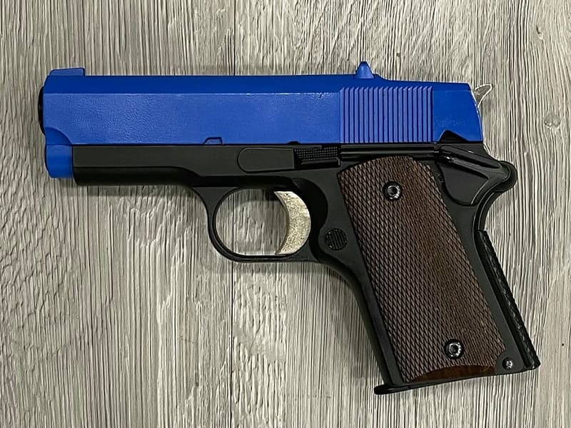 R45 Stubby Gas Blowback Pistol (Polymer Body and Slide – Top Slide Blue)