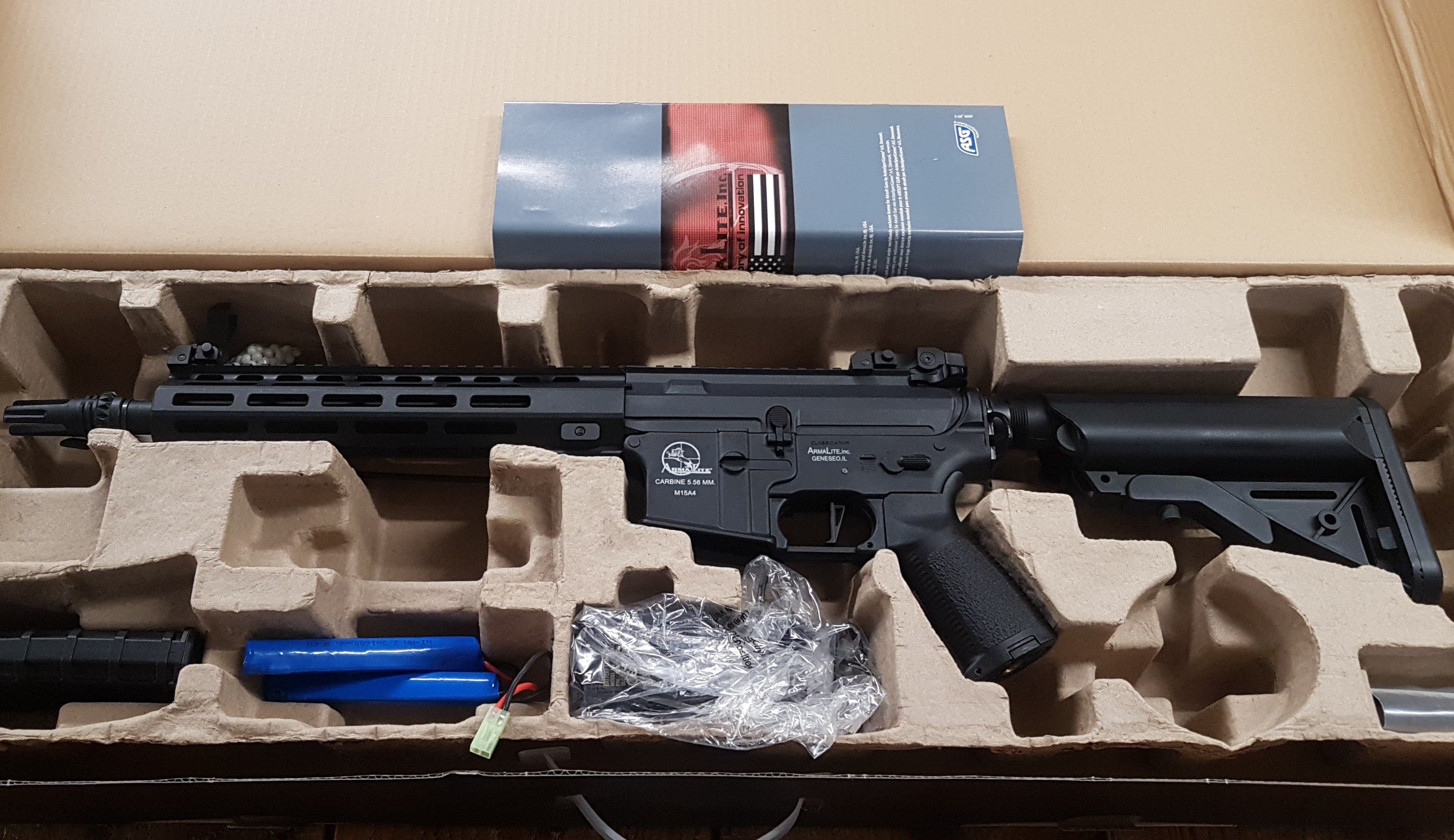 Armalite M15 Assault Airsoft Rifle Faulty #2 — image 3