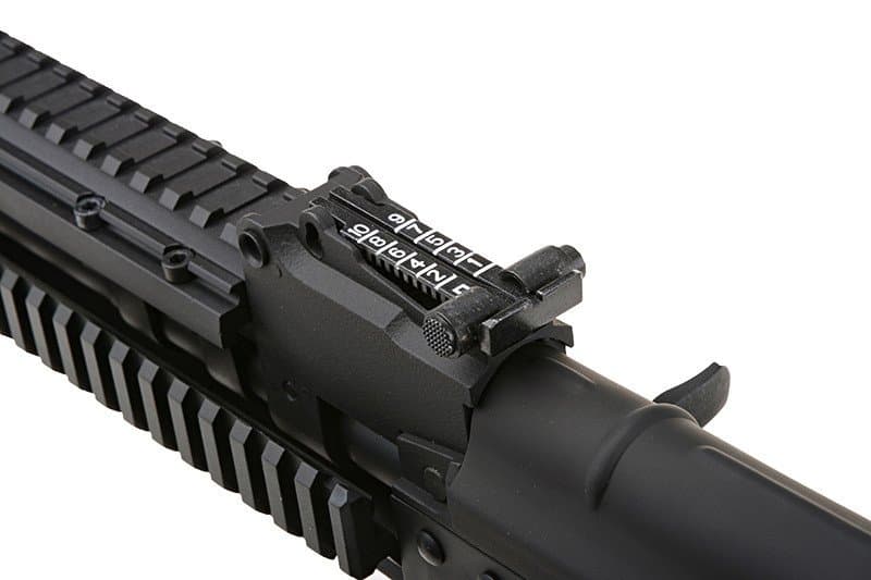 CM040K assault rifle replica — image 3