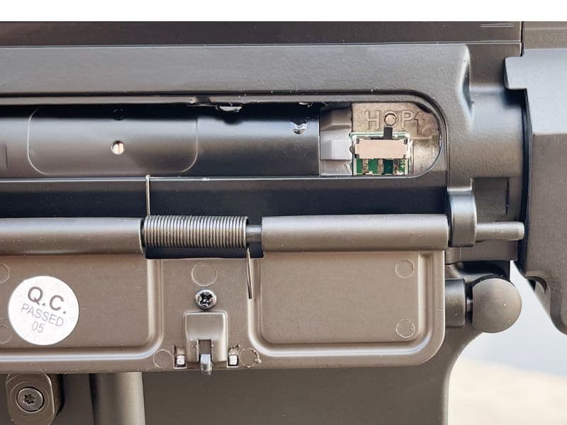 Platinum M4 10.5 M-LOK AEG (with Built-In Mosfet & Tracer Hop-Up – CM.006R-10.5) — image 2