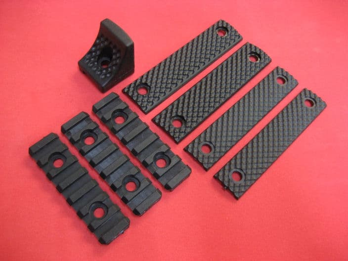 Airsoft SR-16 URX3 Polymer Rail Set