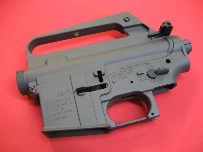 M16VN AEG Metal Receiver AR-15 M16A1 Colt CNC Logo