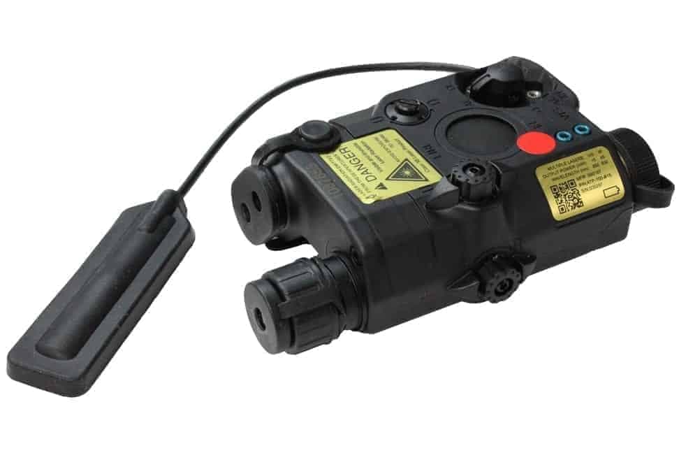 PEQ LA5 LED White Light + Red Laser With IR — image 2
