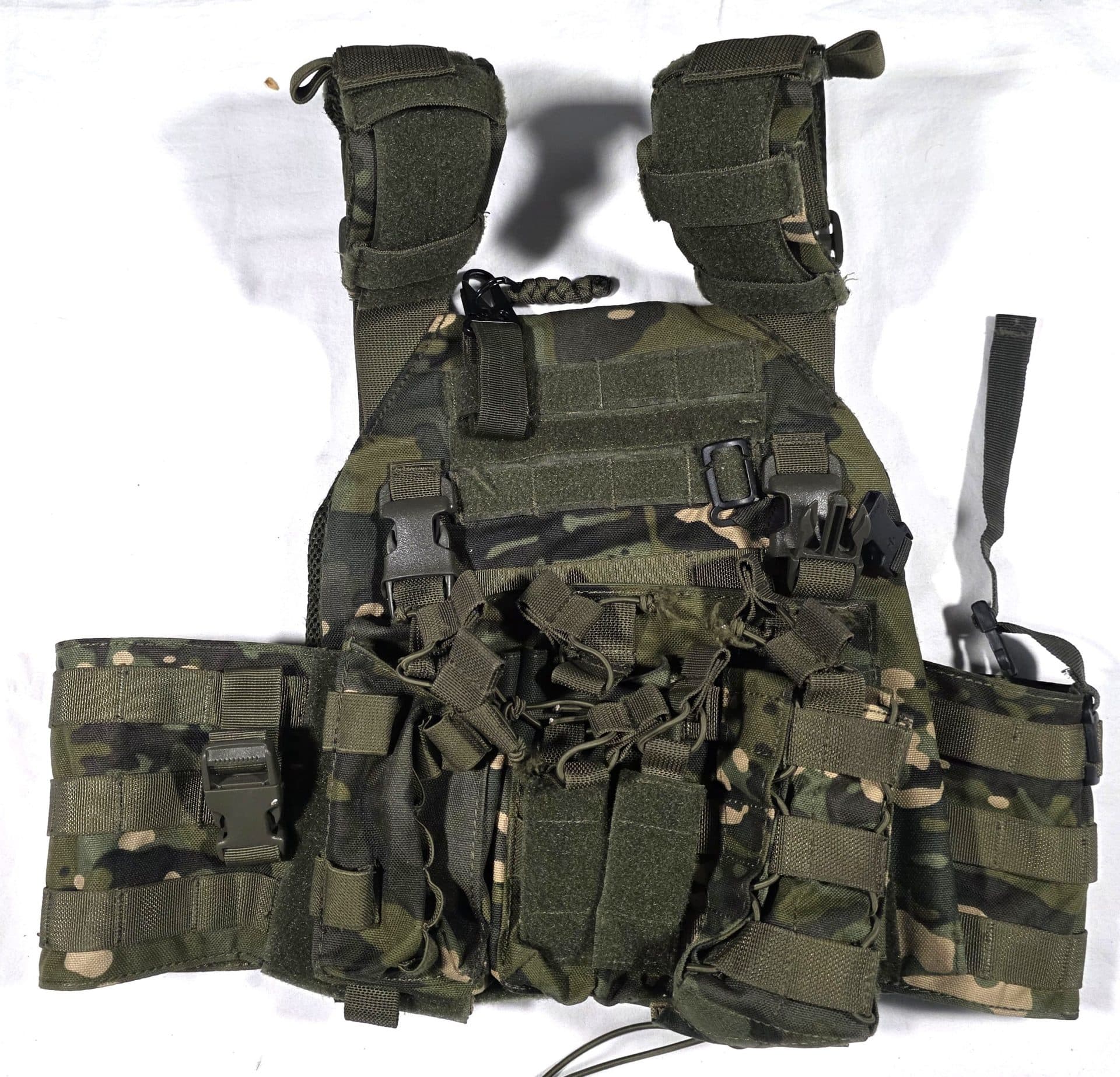 Plate Carrier & Pouches – Grade B