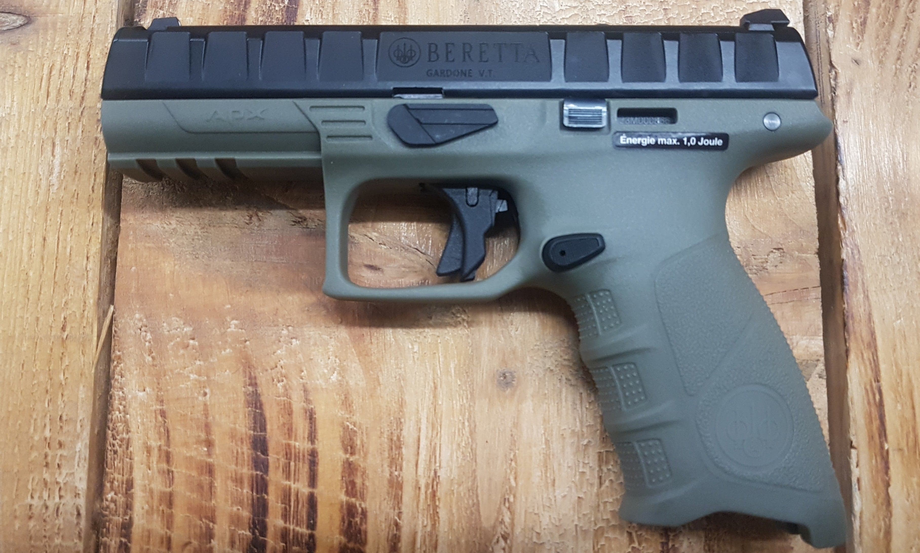 Faulty Umarex Beretta APX Airsoft Pistol 6mm