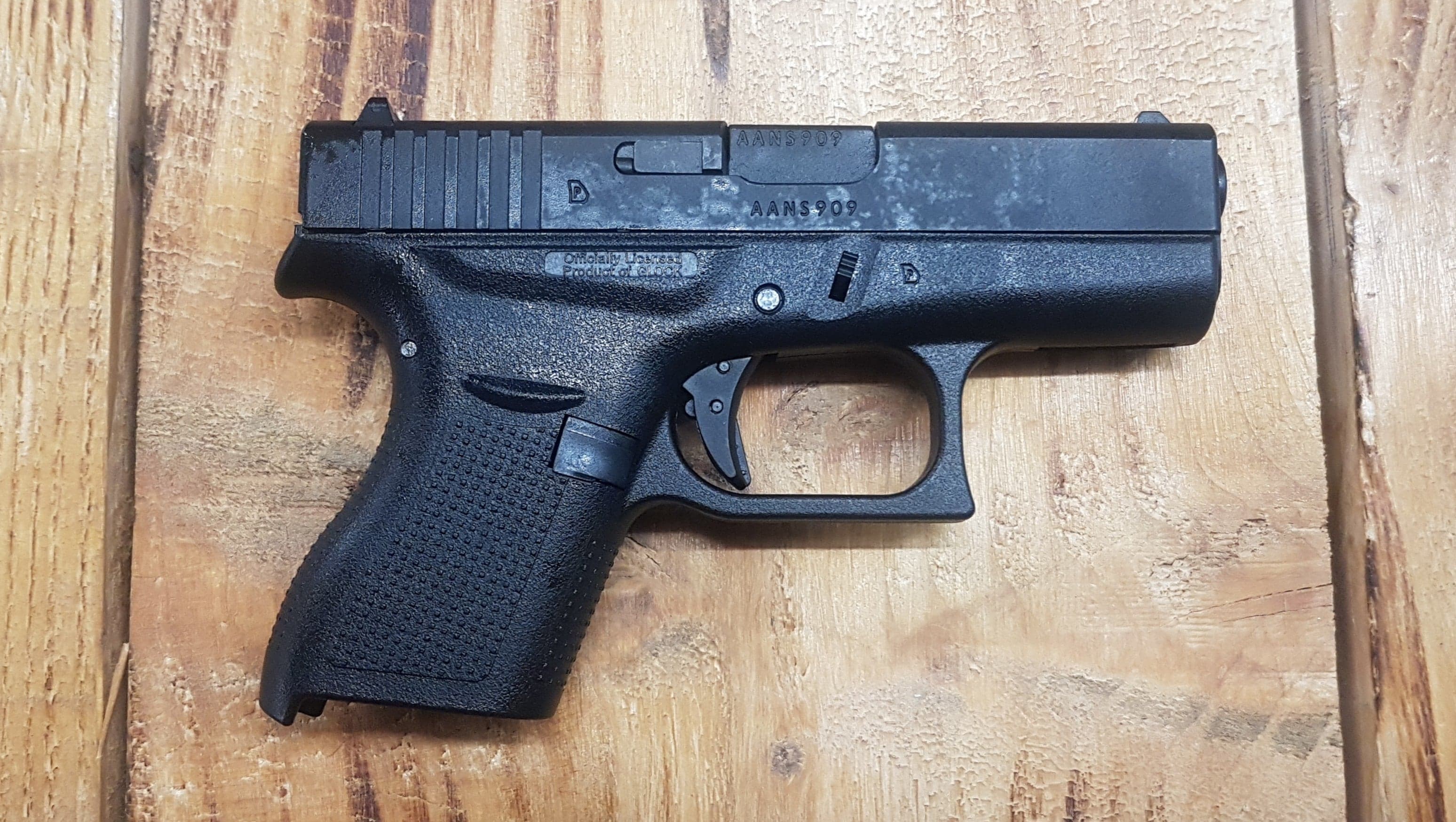 Faulty Umarex Glock 42 GBB Airsoft Pistol 6mm — image 2