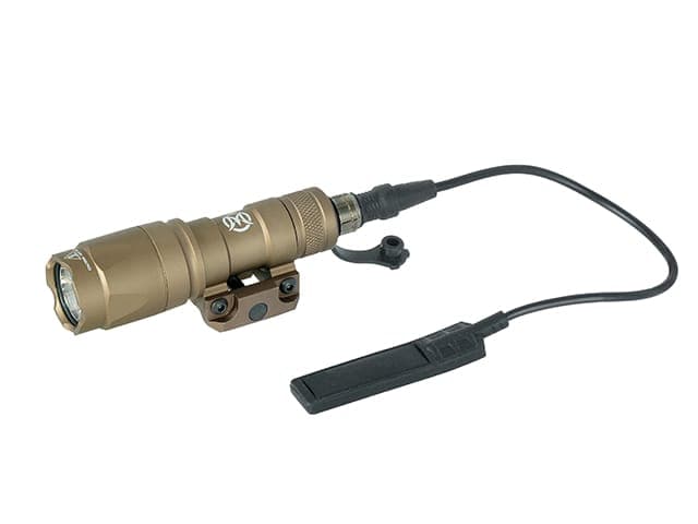 TATTICA V300 280 LUMEN CON REMOTO – DARK EARTH – WADSN