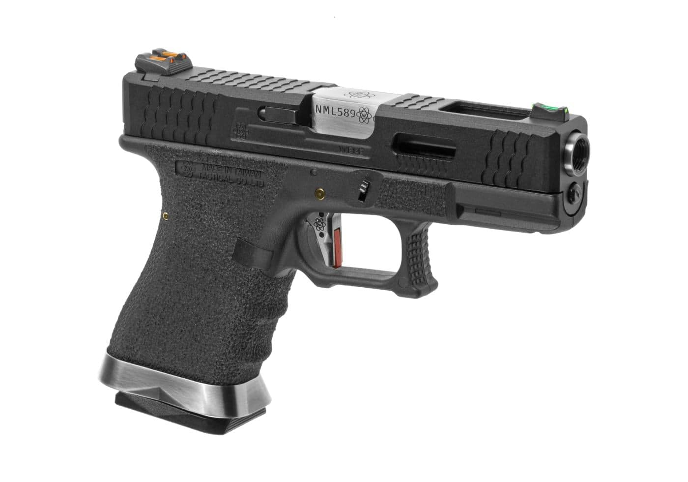 Airsoft EU19 Custom Silver Slide Gas Pistol — image 2