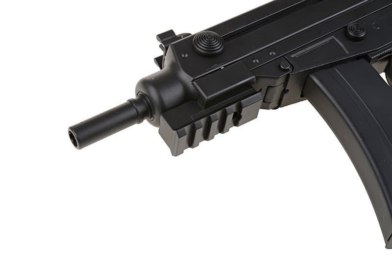 R2C submachine gun replica — image 2